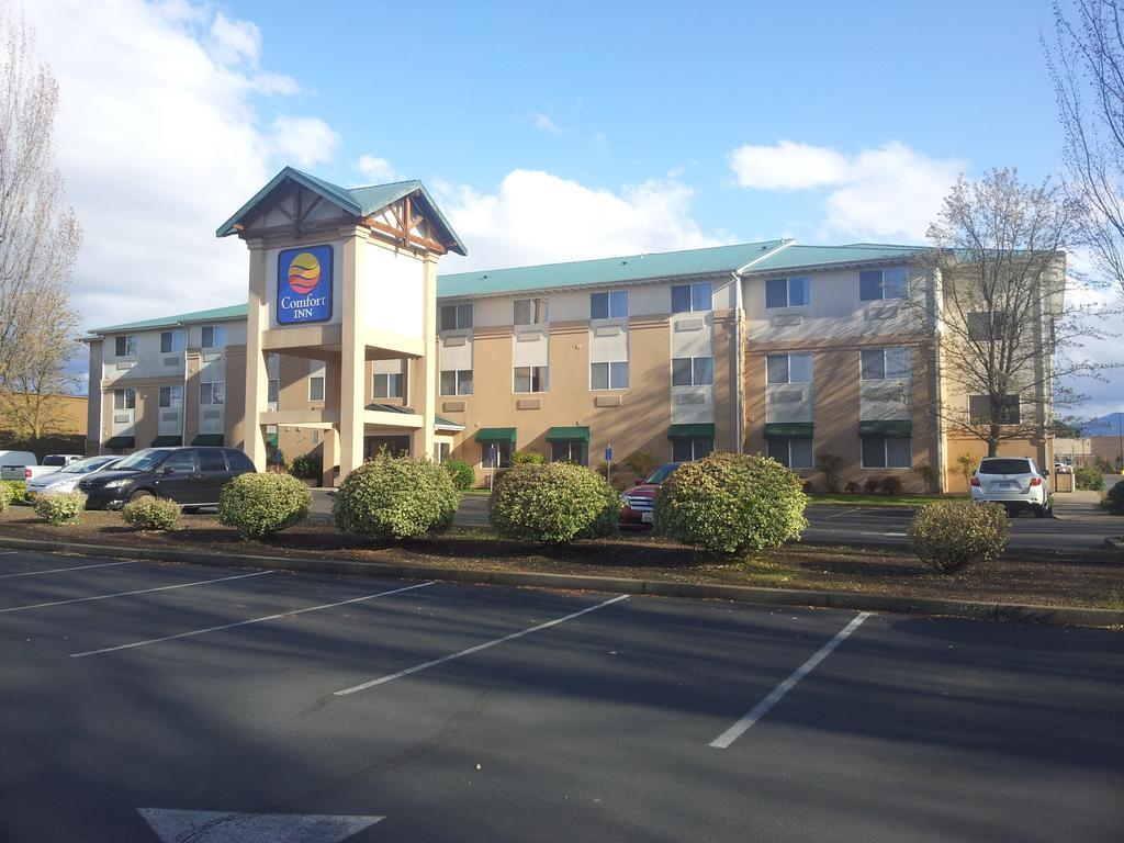 Comfort Inn Medford South Eksteriør bilde